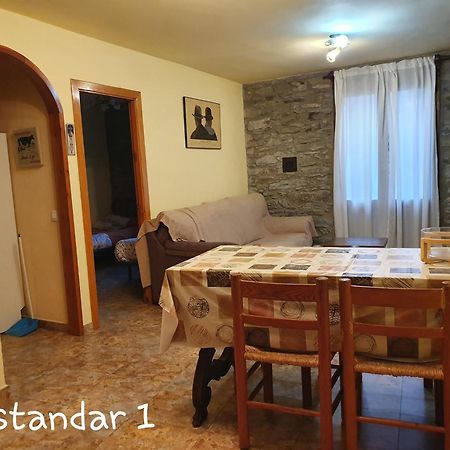 Apartaments Rurals XIX Queralbs Cameră foto