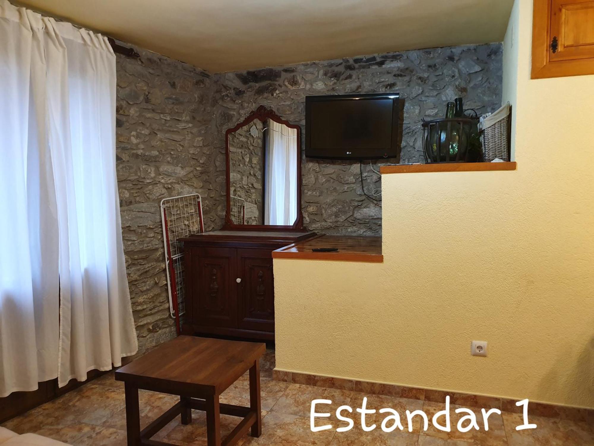 Apartaments Rurals XIX Queralbs Cameră foto